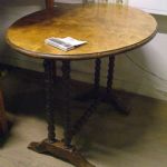 370 7238 DROP-LEAF TABLE